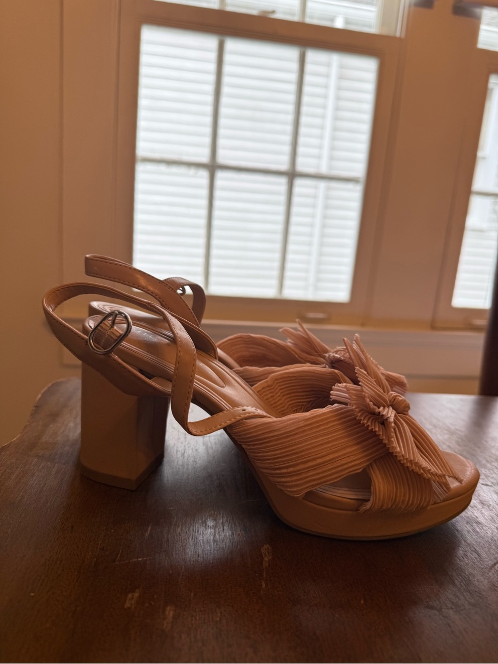 Kelly + Katie Women’s Pink/Nude Pleated Bow Block Heel Sandals